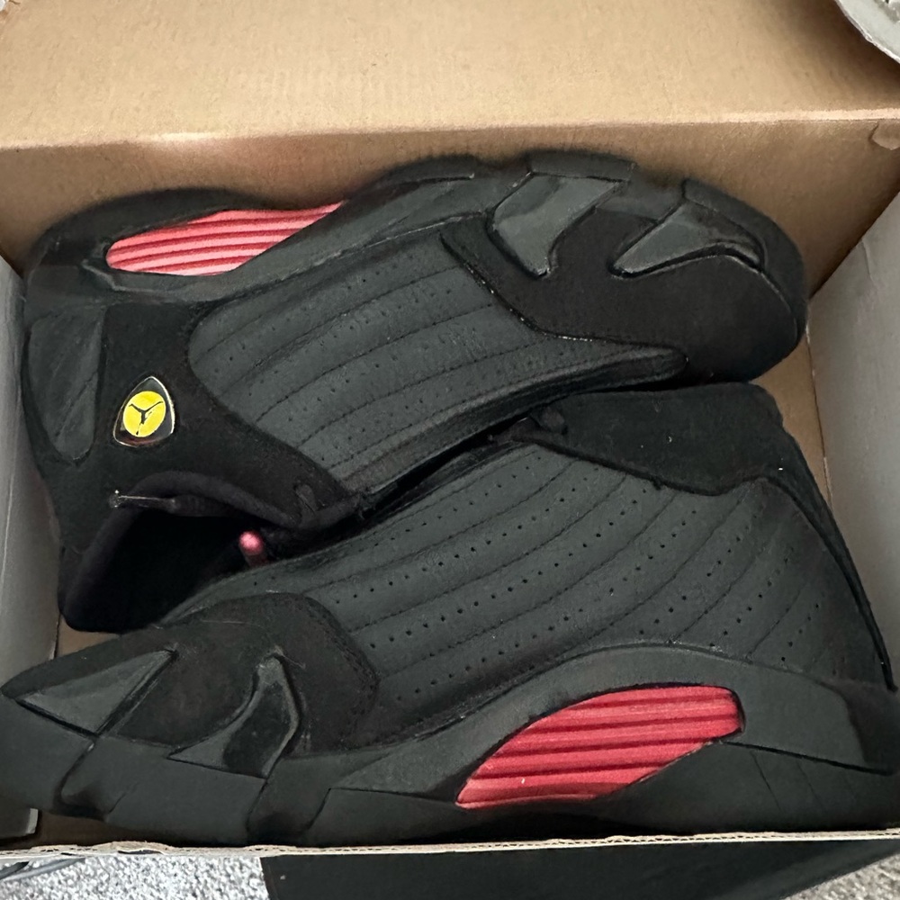 Jordan Retro 14 GS Last Shots 4.5y  6 womens
